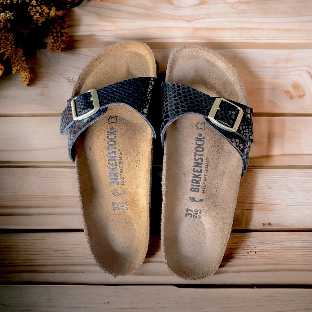 *NEW* Birkenstock Madrid Black Shiny Python Sandal, Size 37 (US Women’s 6 - 6.5) - Picture 3 of 5